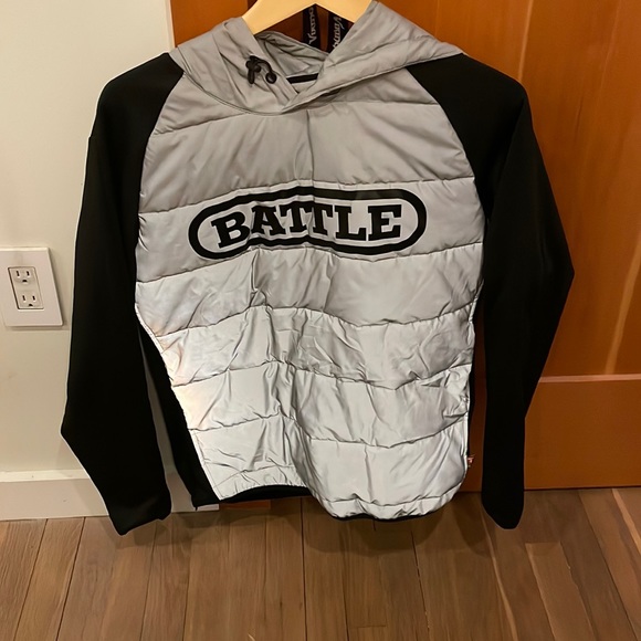 Sweatshirt from BATTLE - Picture 1 of 3